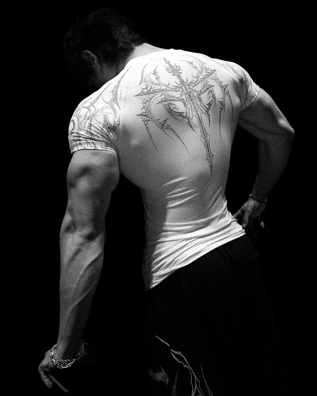 ALMASTRONG Men’s Gothic Gym T-shirt